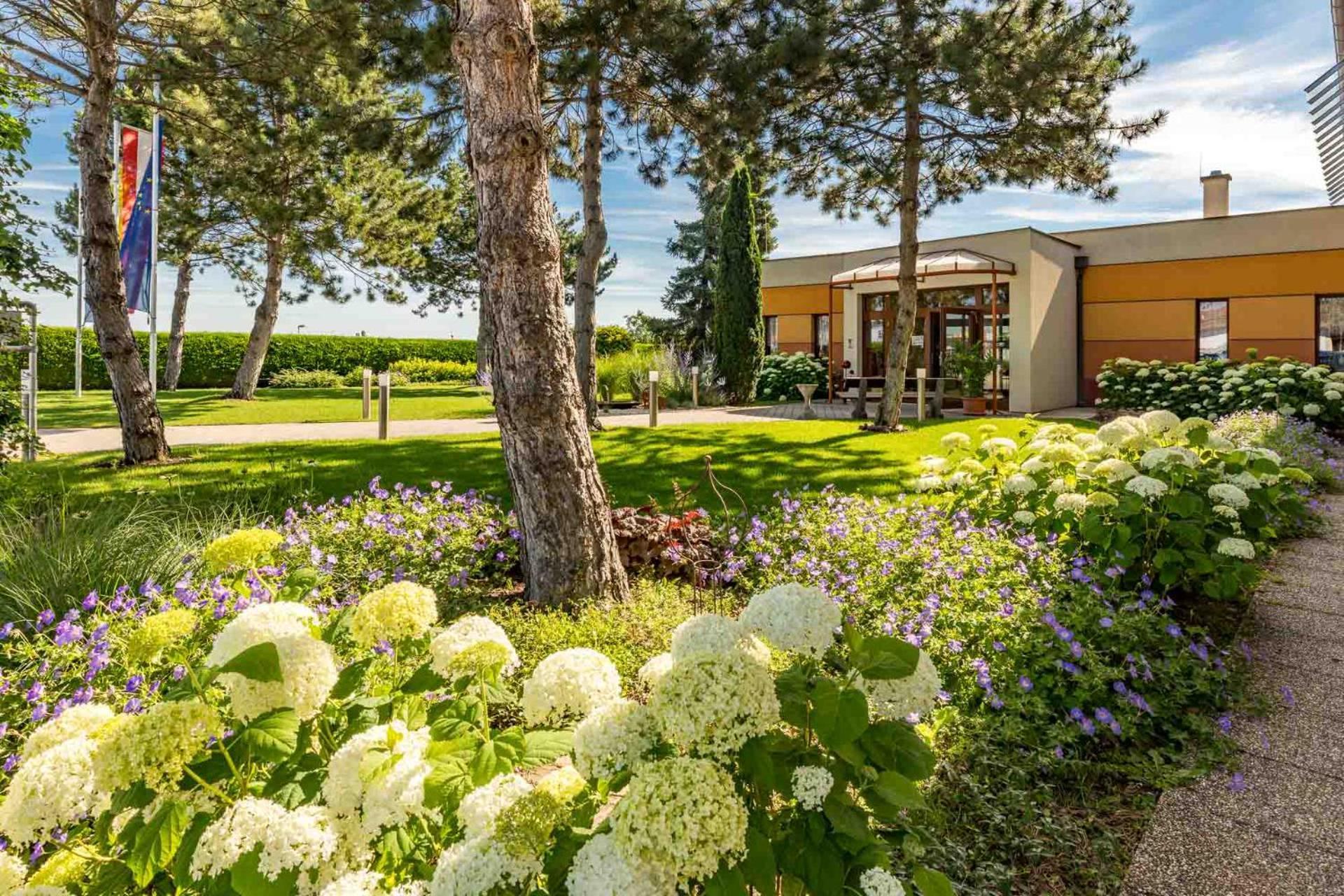 ווינר נוישטאדט Hotel Garni Steinfeld מראה חיצוני תמונה